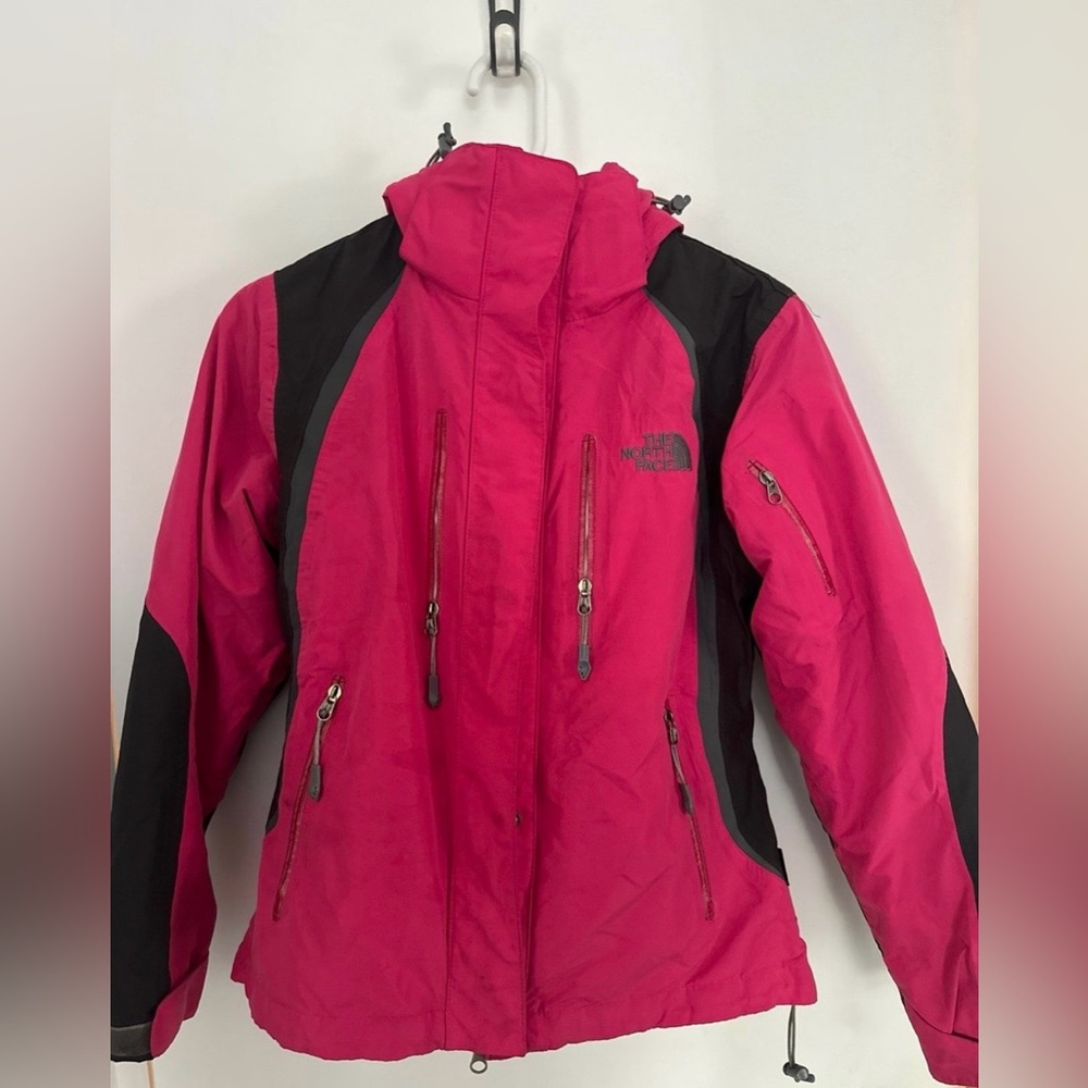 The North Face Summit series 3-in-1 jacket; fleece lining and gore-tex  jacket